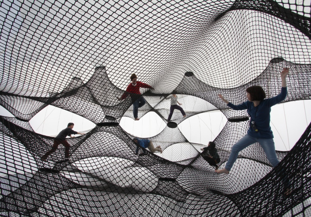 勤美術館2025夏季展《Net & String Taichung》：Numen / For Use首次登臺，打造虛實交錯、詩意漂浮的空間體驗