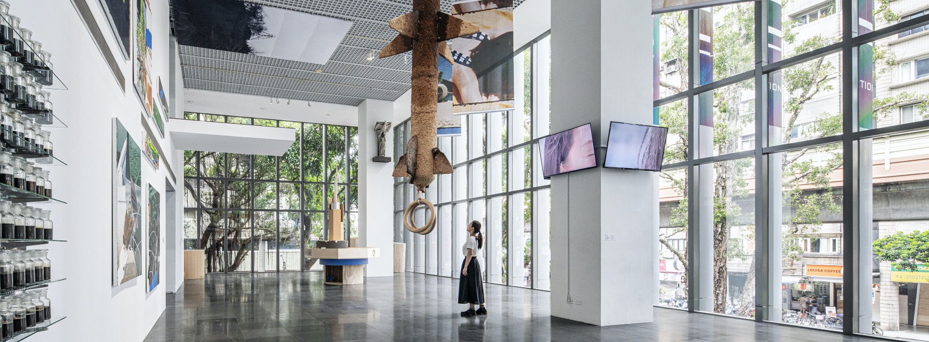 北師美術館新展《亂流:半睡飛行夢》,9 位藝術家探索當代飛行經驗與天空的極限
