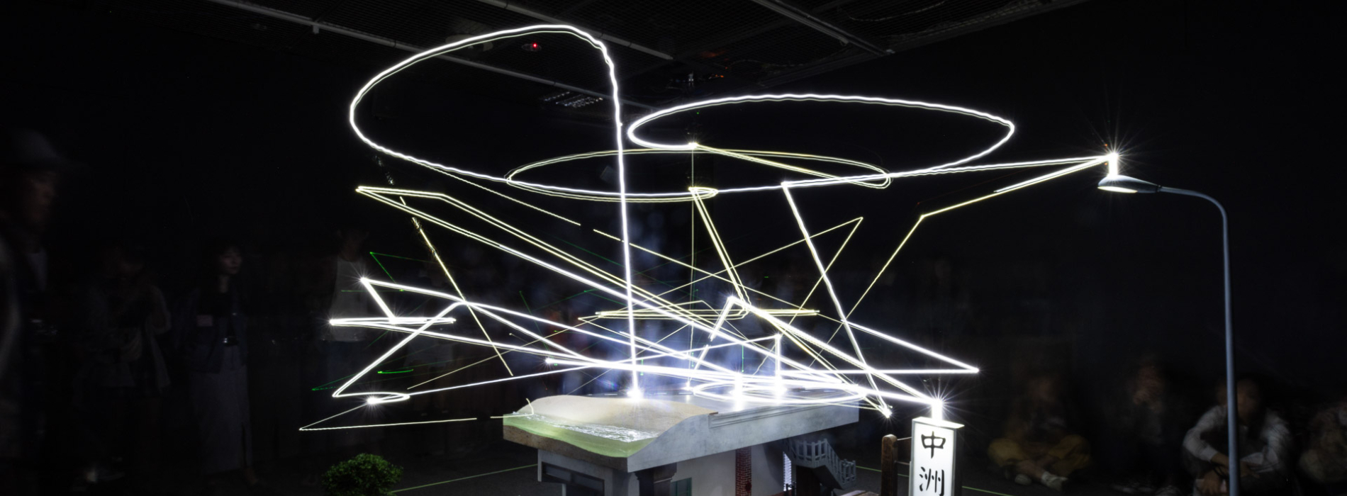 台北當代館年度壓軸:豪華朗機工個展《宇宙寫生》,14 件經典再現與全新創作首度公開