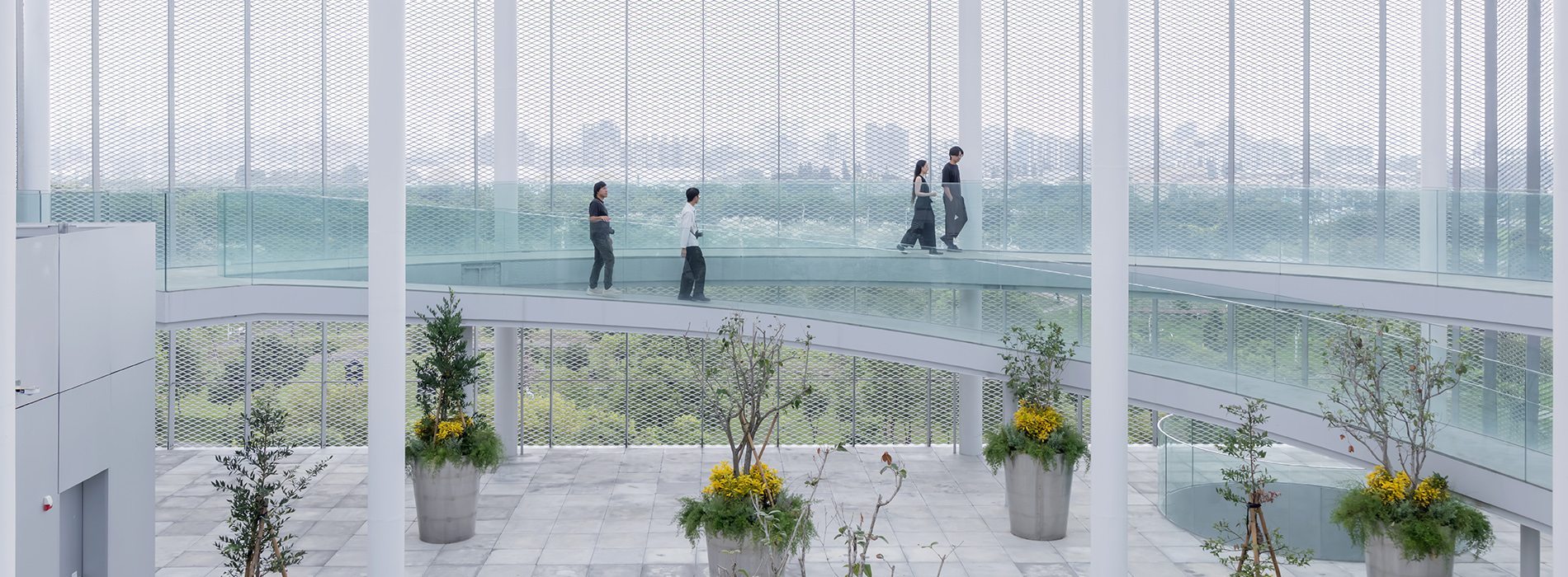 中美館首展登場！「萬物的邀約」以五大子題呈現逾 90 件作品，展開人與環境之間的多重對話