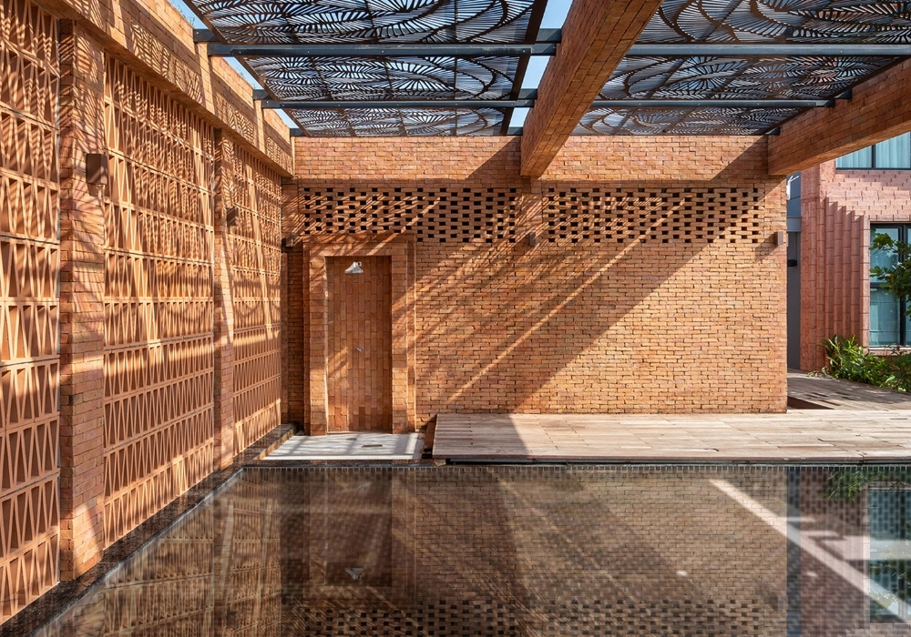 從清邁到烏通:金點設計獎常勝軍 EKAR 如何用建築重新定義泰國的地方精神?