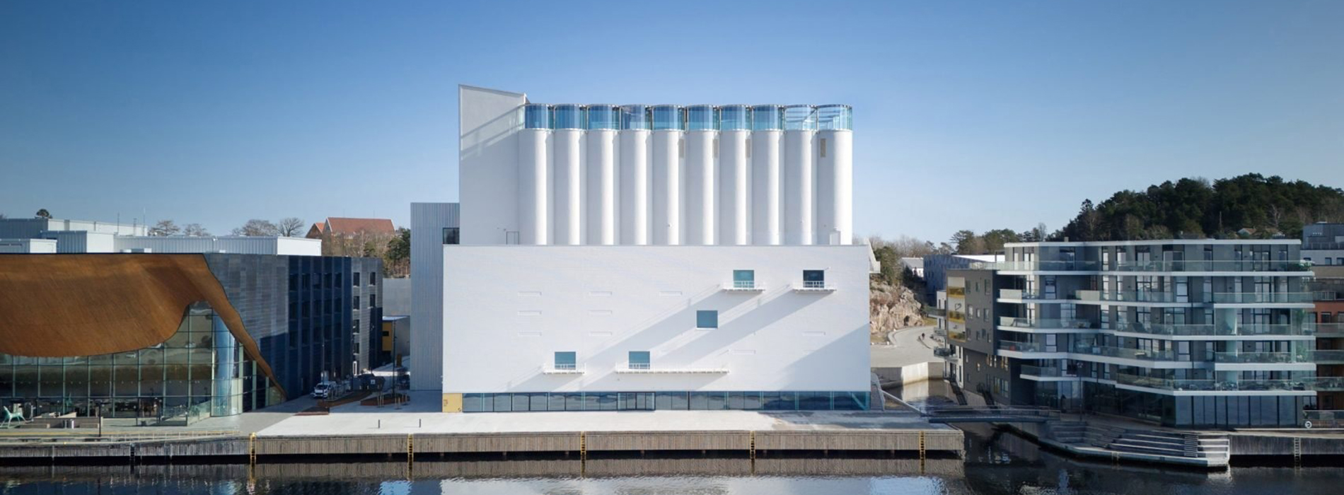 挪威舊穀倉成藝文新地標!Kunstsilo 美術館再現 1930 年代功能主義建築之美