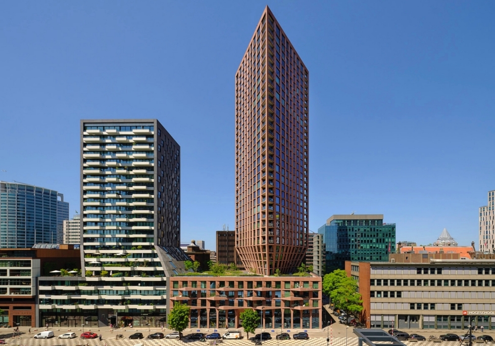 如三角雕塑的新世代住宅!荷蘭鹿特丹CasaNova:Barcode Architects操刀設計,創造居民交流場域