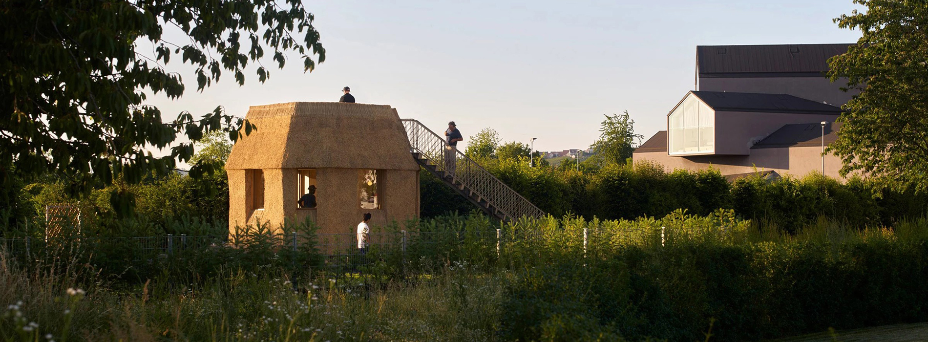 Vitra Campus最新成員「Tane Garden House」!日本建築師田根剛以有機材料交織在地記憶,打造木質調花園小屋