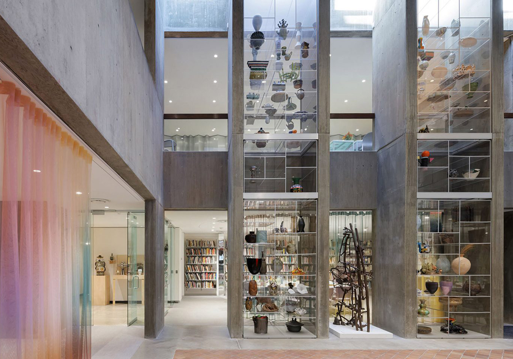 Milliøns翻新貝聿銘經典!艾弗森藝術博物館東翼以透明展示塔、繽紛家具營造嶄新活力空間