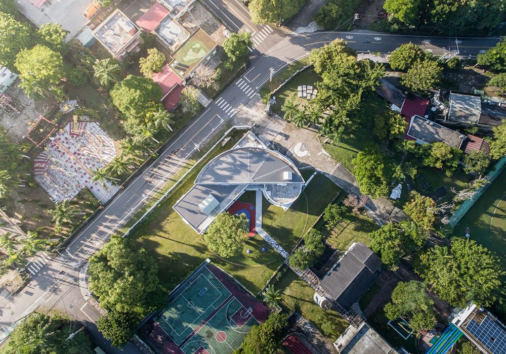 以3種量體建構校園空間!「嘉義縣大埔國中小附設幼兒園」結合社區共讀站,展現地方人文關懷
