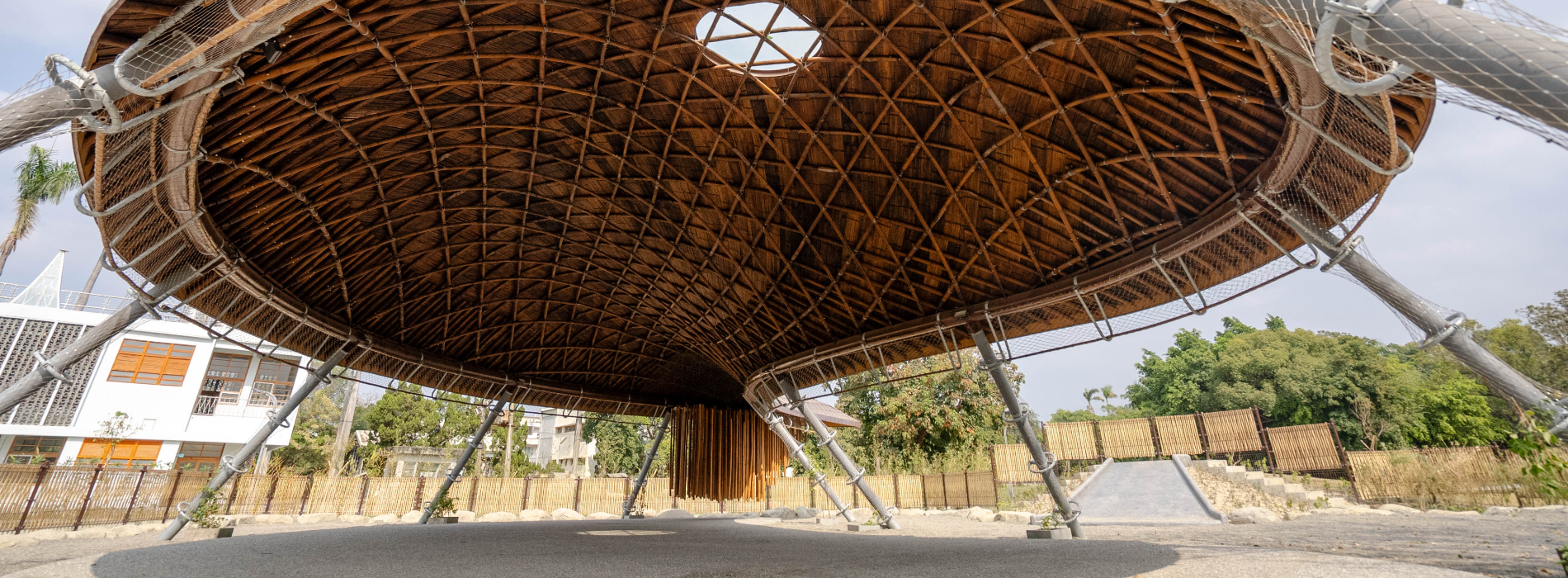 雲林斗六糖廠重新啟用！在工業遺構中長出「竹構築」，以 8 條策展路徑閱讀這座空間基地