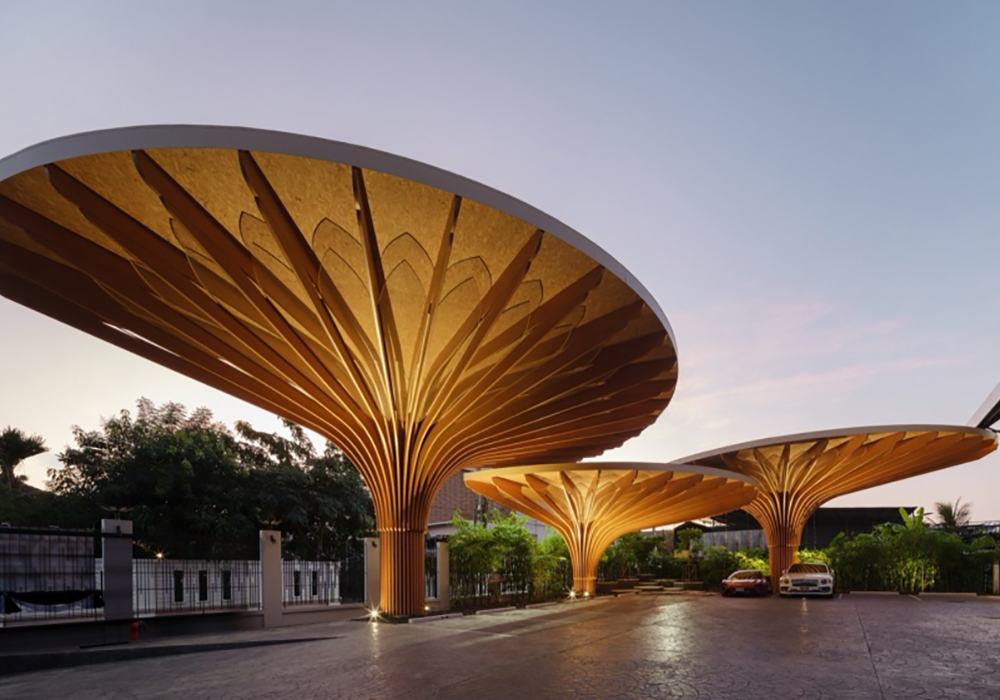 當一片陰影也能發電：曼谷 Openbox Architects 將牽牛花化作永續停車棚，集遮蔭、集水與發電於一體