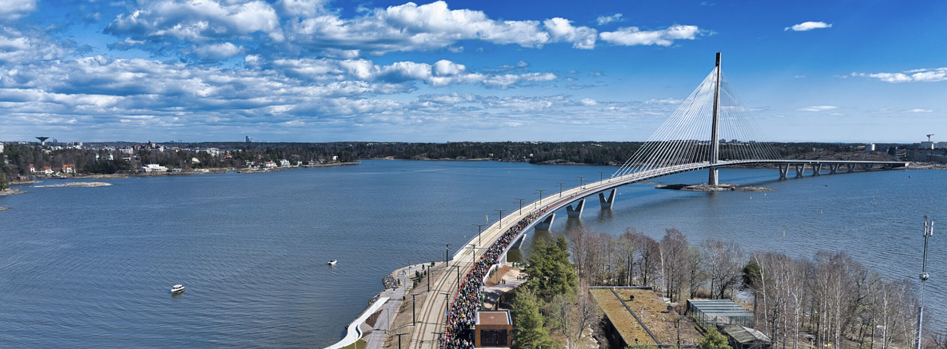 芬蘭最長橋梁完工！汽車禁上橋，行人、自行車和輕軌共享的永續城市地標