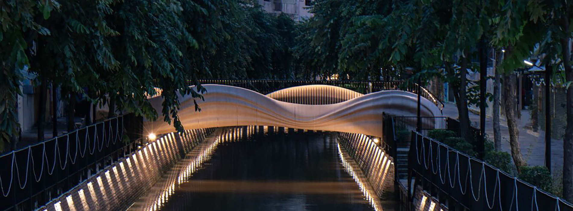 曼谷首座 3D 列印人行橋：水波曲線結合低碳材料，開啟泰國永續城市新篇章