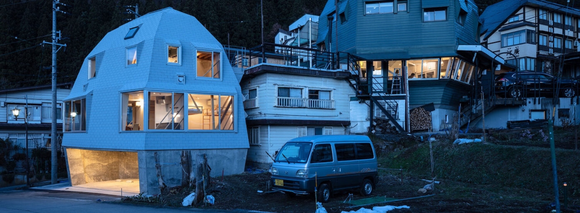 與既存建築產生共鳴,野澤溫泉小屋新館「GONDOLA HOUSE」:譜寫一首向建築大師吉阪隆正、地方美好雪景的回應之歌