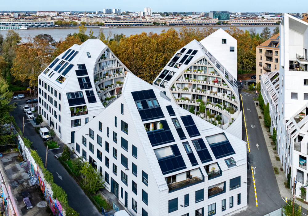 打破集合住宅冰冷感：挖出一座圓形綠谷，MVRDV 操刀波爾多「La Vallée Verte」