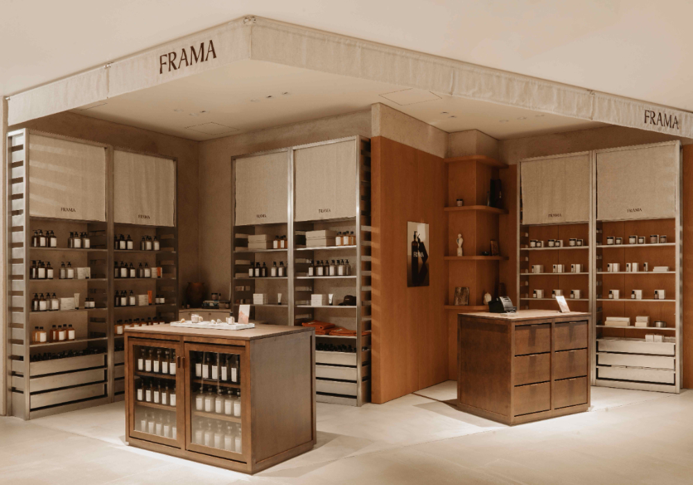 丹麥 FRAMA 首間海外店在東京：以木材、石材營造極簡沉靜氛圍，聚焦香氛與保養系列