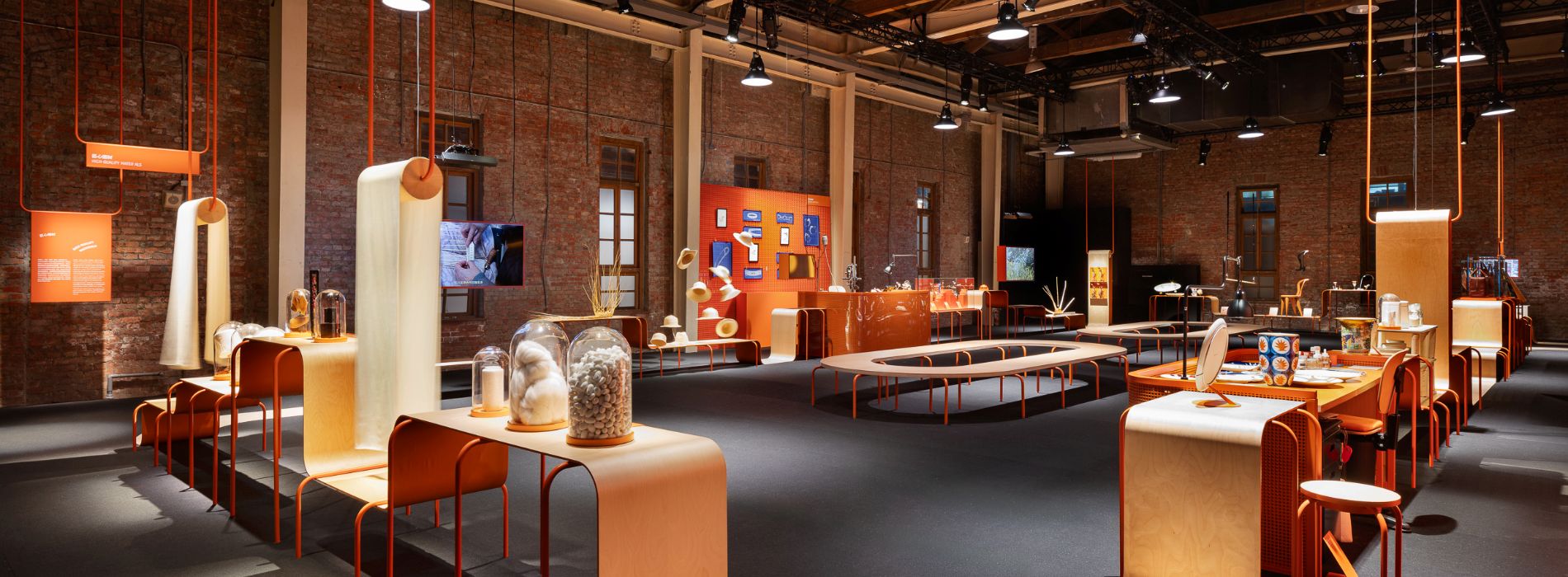 親身探索愛馬仕當代製作工藝！「愛馬仕匠心工坊」華山期間限定登場，皮革修復、手環鑲嵌、絲巾製作工序公開