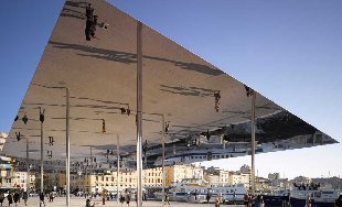 【普立茲克大師與他的家具們】功能 VS 務實！高科技派建築大師 Norman Foster 的實用美學