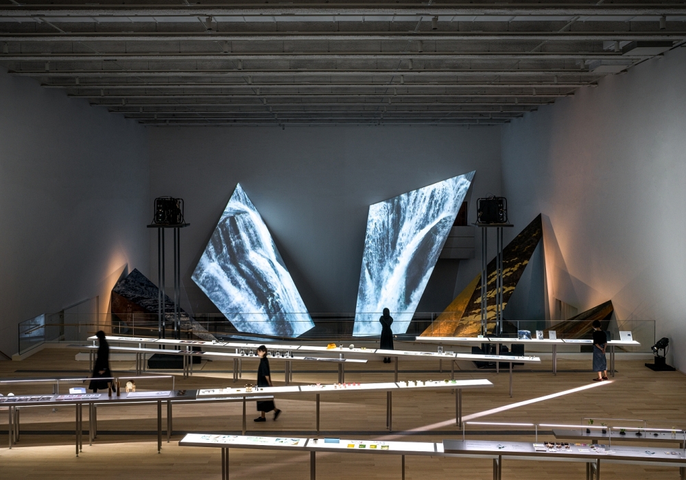 2023台灣設計展「新北市美術館」觀展亮點!AI描繪青年輪廓、大型戶外聲光秀,10/6-10/22鶯歌登場