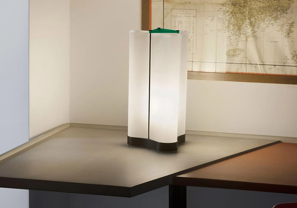 20世紀經典燈具再現!Nemo Lighting推出柯比意未曾曝光之作、Charlotte Perriand的60s壁燈設計