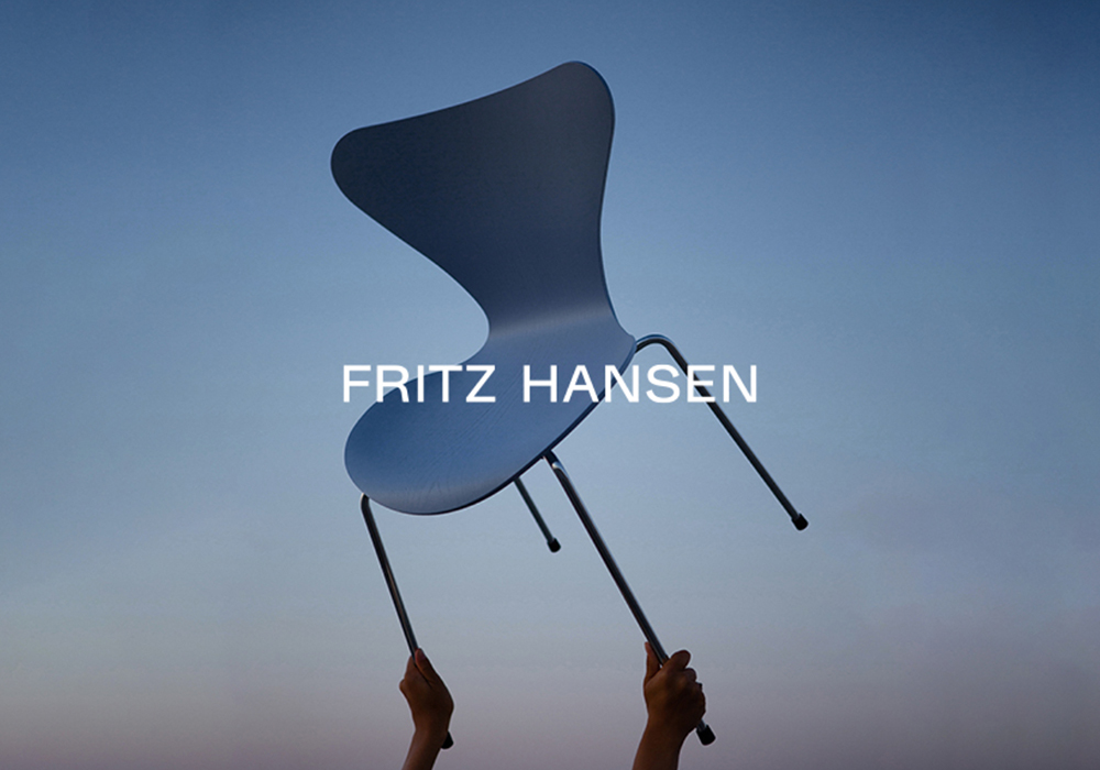 慶祝 Fritz Hansen 150 週年!AURALEE、baanai、橋爪悠也⋯等 7 組創作翻玩經典,伊勢丹新宿本館登場