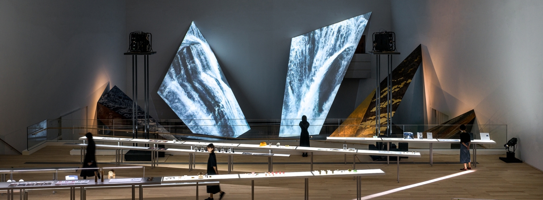 2023台灣設計展「新北市美術館」觀展亮點!AI描繪青年輪廓、大型戶外聲光秀,10/6-10/22鶯歌登場