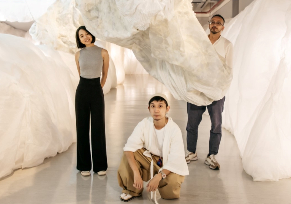 在紙裡感受山中奇美意境——深剖《崎Heterogeneous》專訪鳳嬌催化室李依耘、瓦豆燈光設計江佶洋、劇場服裝設計師李育昇