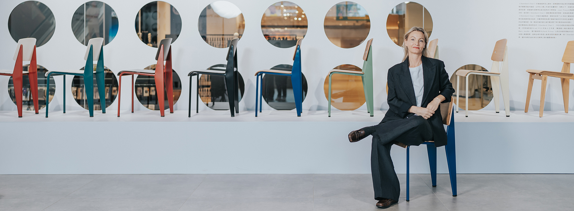 經典設計如何再進化?Vitra 經典設計總監 Stine Liv Buur 談 Jean Prouvé 的當代啟發、揭示復刻背後故事