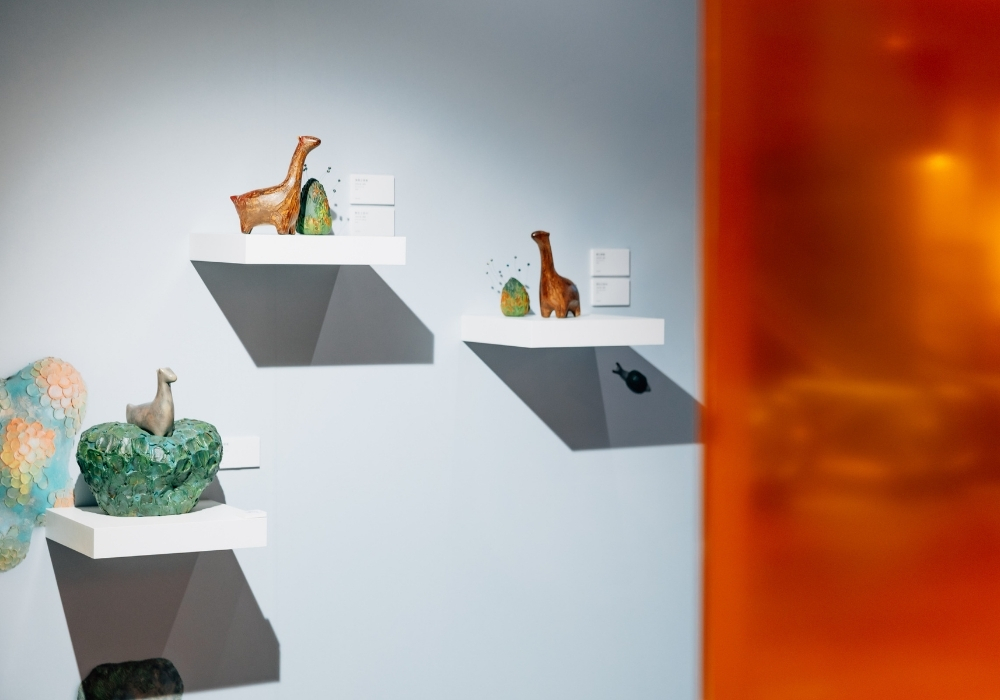 專訪藝術家夏愛華：如神佛，如精靈，千年漆藝如何造出潛意識裡的療癒之境？