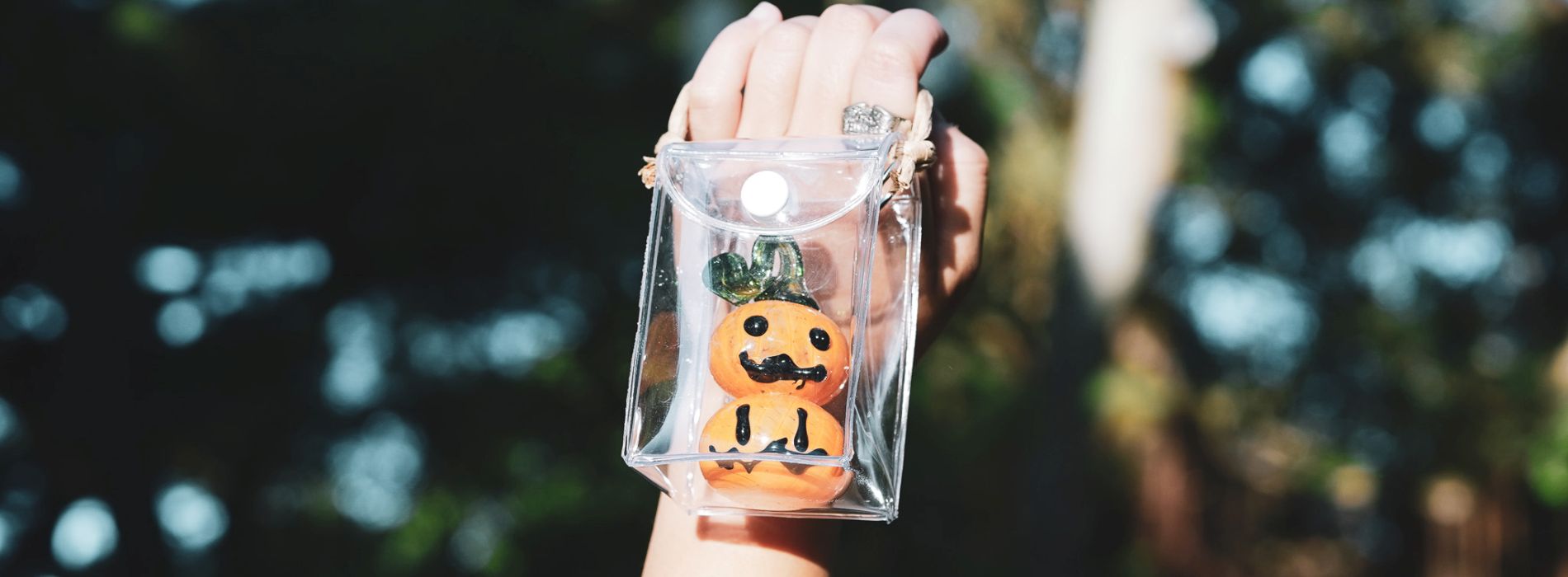 春池透明扭蛋店首度快閃台北！〈透明口袋〉與金馬聯名企劃同步亮相，以玻璃輕工藝開啟城市新日常