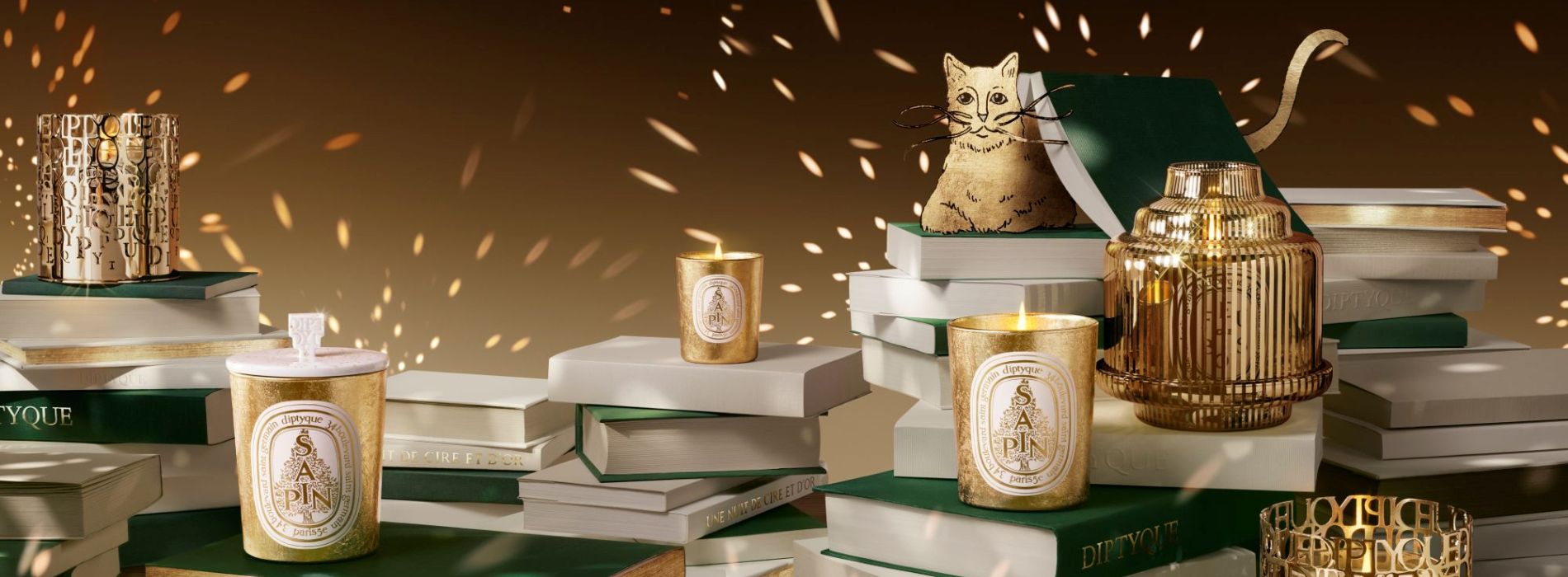 Diptyque 2025 聖誕限量系列「燭金夜語」：當詩人、作家與藝術家共創一則會發光的冬日童話