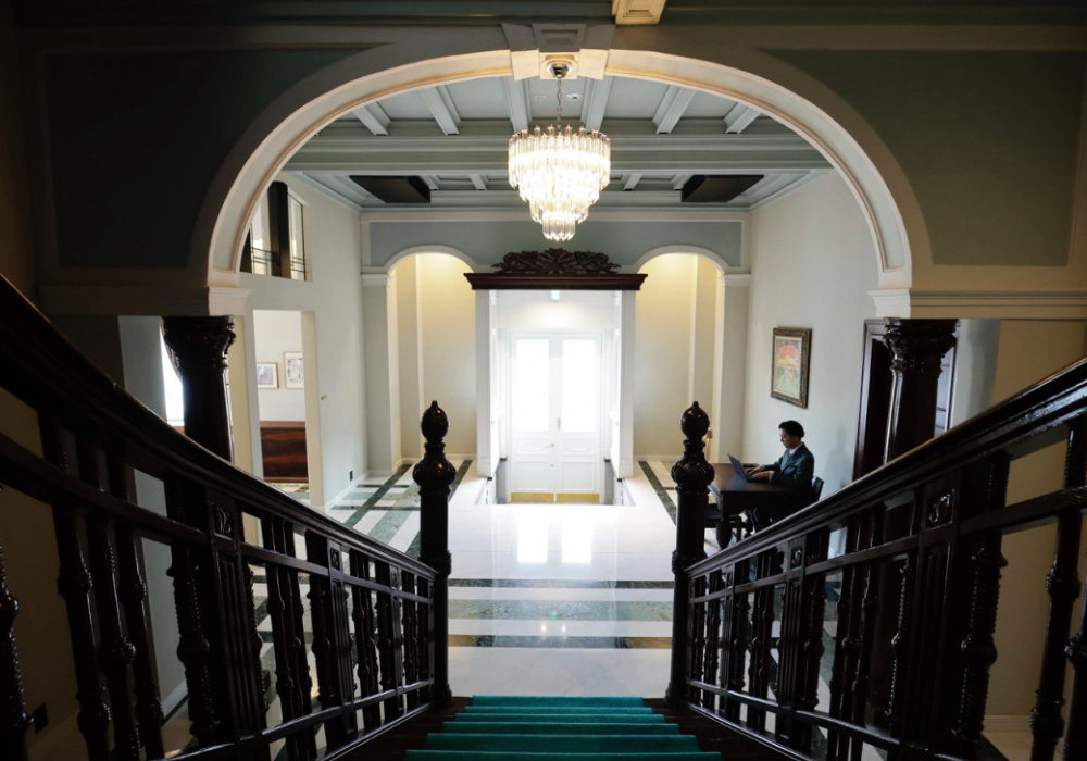 住進百年舊俄羅斯領事館！北海道函館高端旅宿「HOTEL 白林 HAKODATE」全館僅 6 間套房